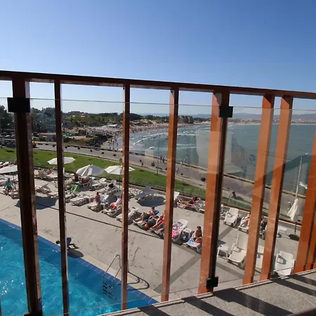 Апартамент Paradiso B 209 Private Sea View Несебър