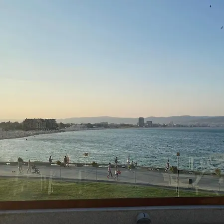 Paradiso B 209 Private Sea View Апартамент