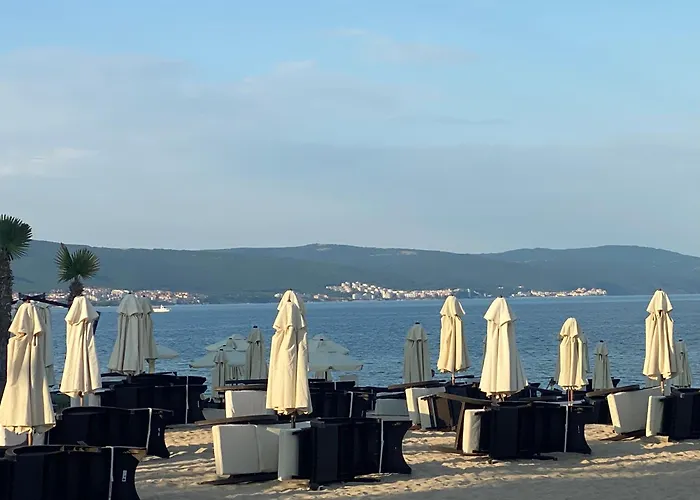 Paradiso B 209 Private Sea View Апартамент *